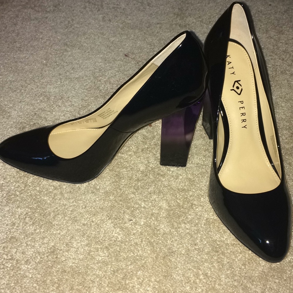 NIB KATY PERRY BLACK PUMPS